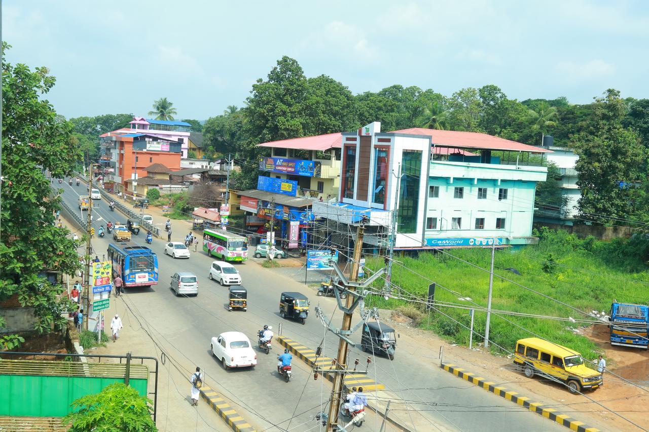 Aarya Bhavan Residency Hotel Malappuram Buitenkant foto
